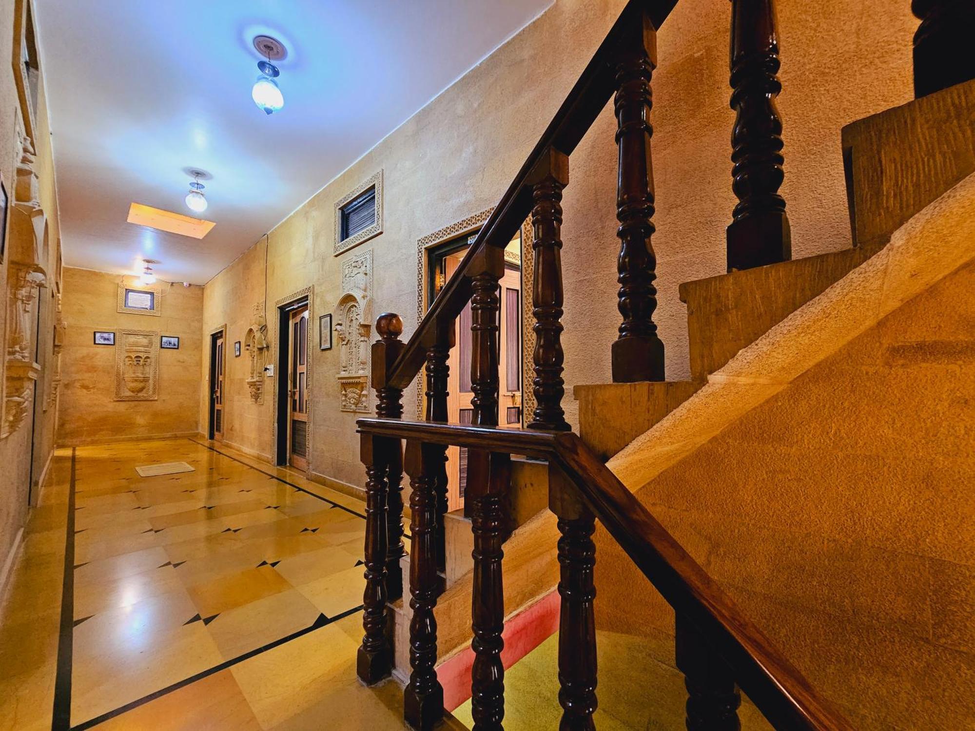 Hotel Royal Haveli Jaisalmer Buitenkant foto