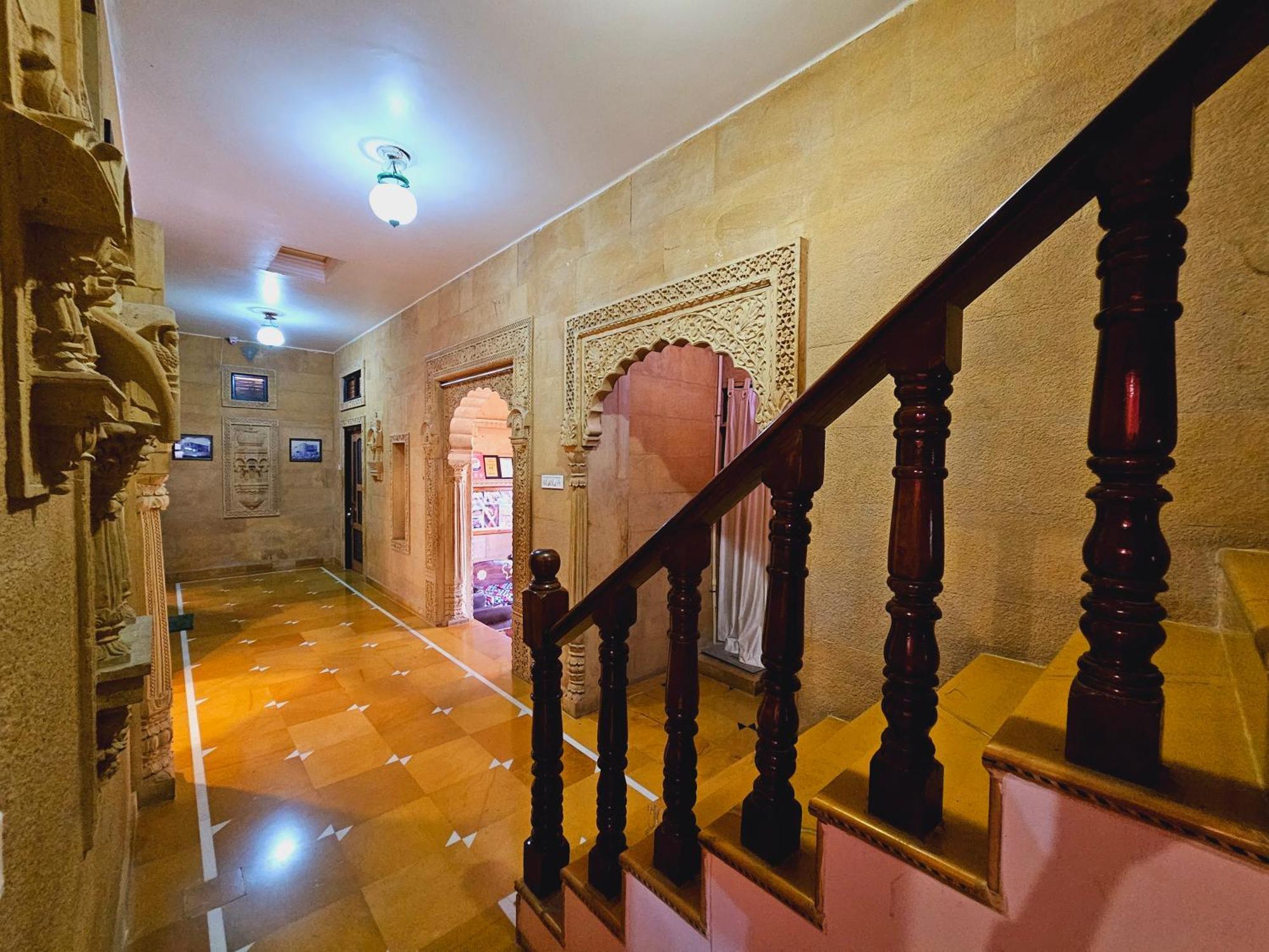 Hotel Royal Haveli Jaisalmer Buitenkant foto
