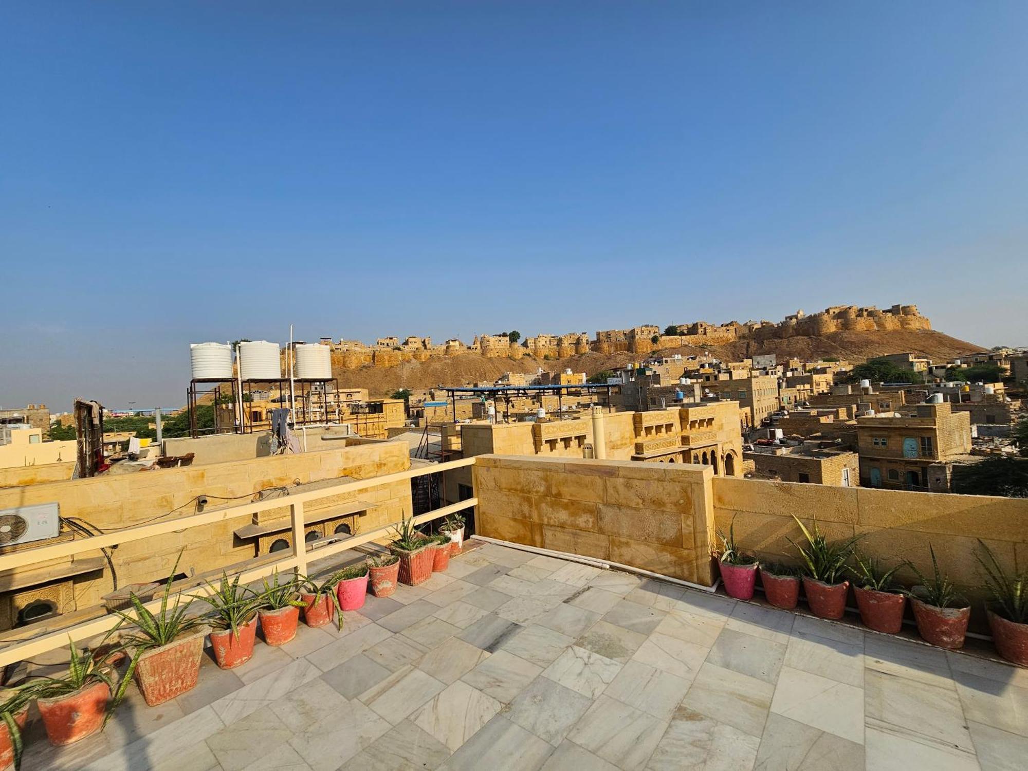 Hotel Royal Haveli Jaisalmer Buitenkant foto