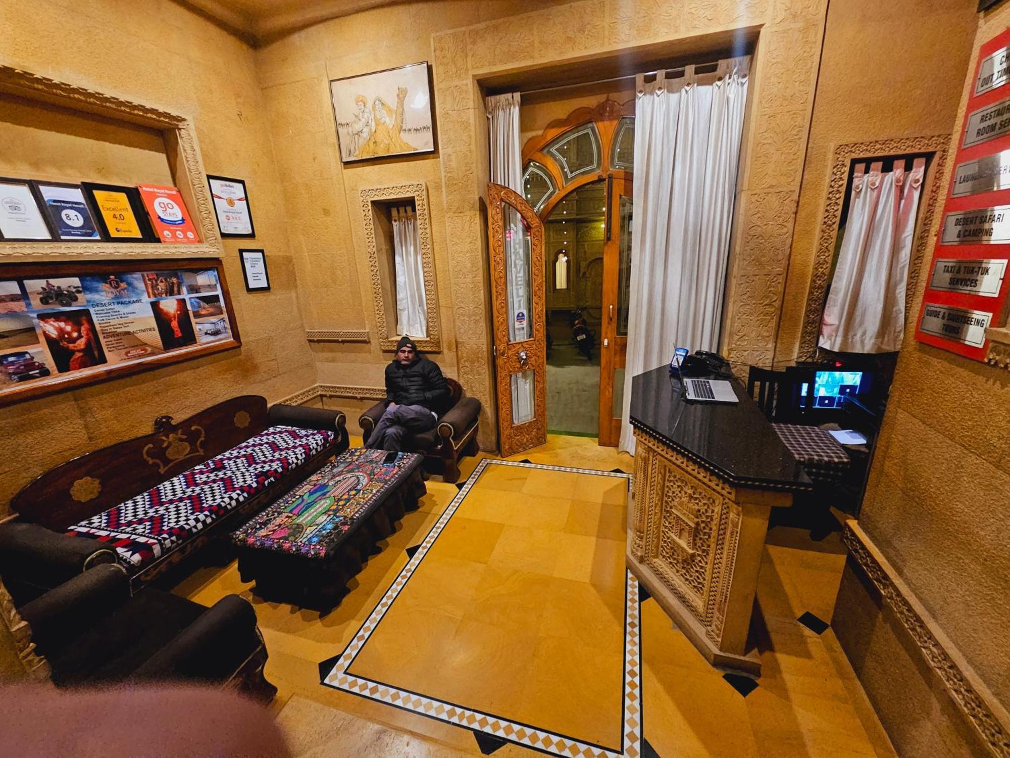 Hotel Royal Haveli Jaisalmer Buitenkant foto