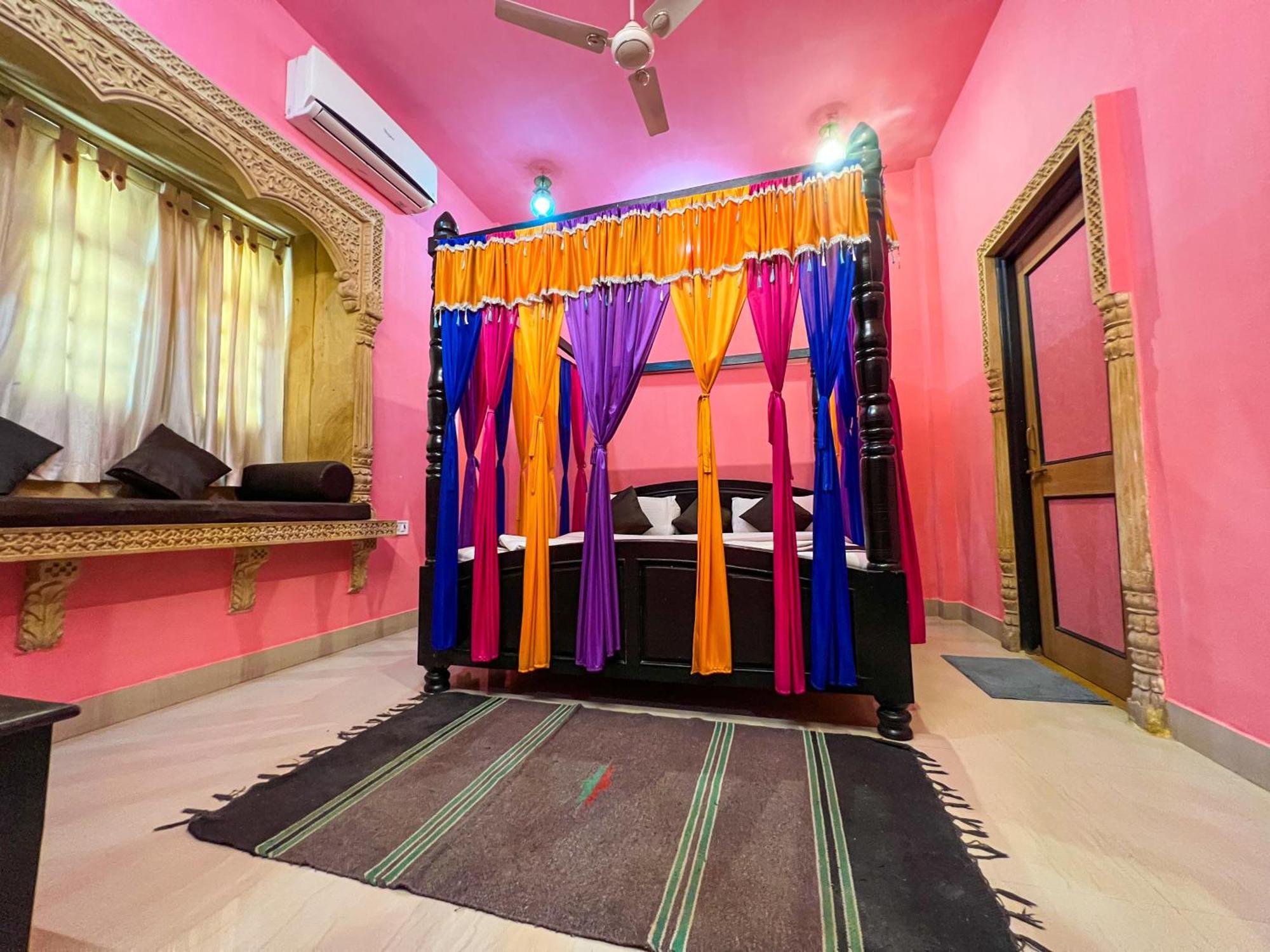 Hotel Royal Haveli Jaisalmer Buitenkant foto